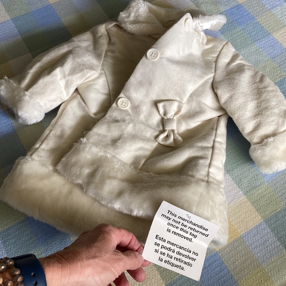 The Children’s Place 6-9 months baby girl coat - Picture 3 of 10